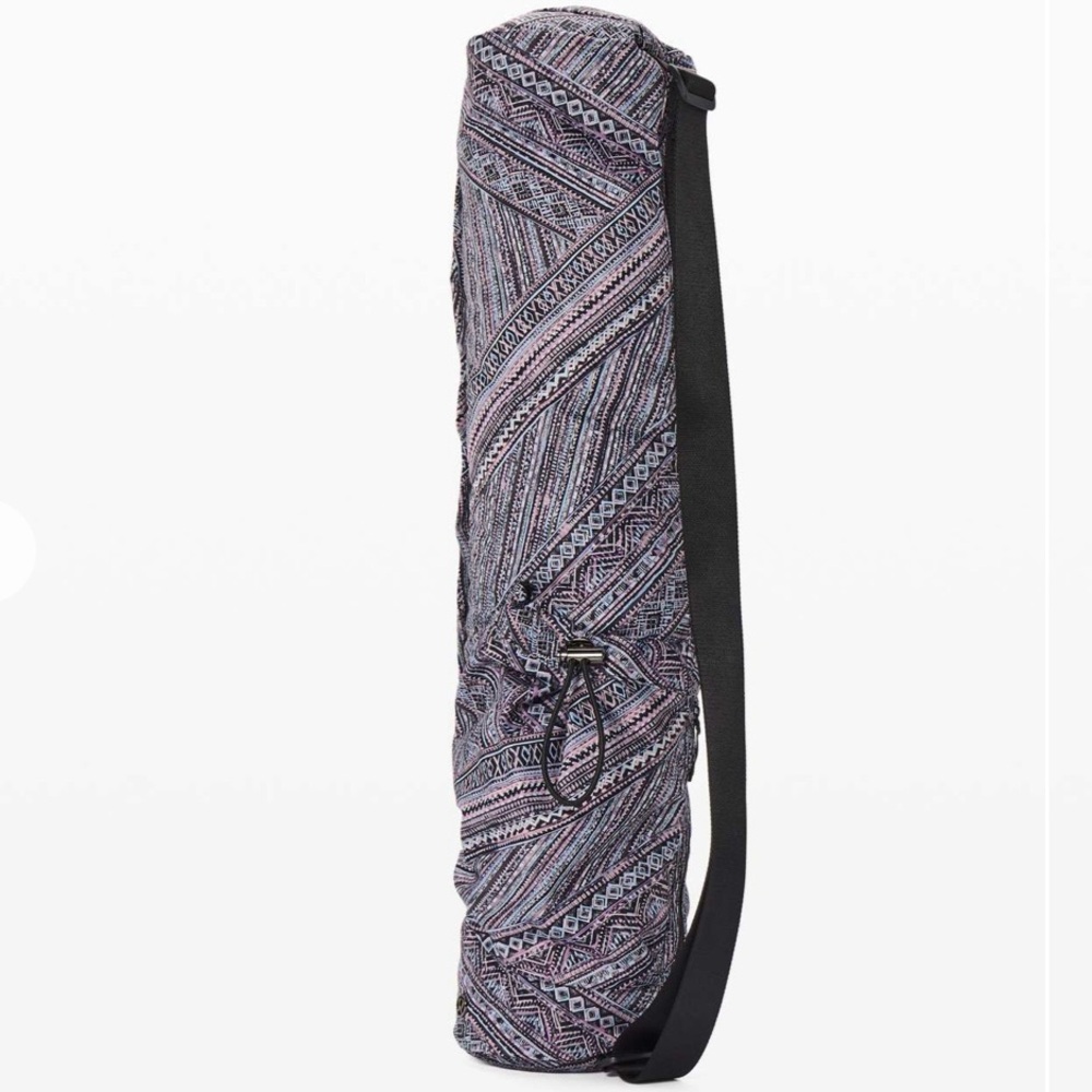 Lululemon Athletica The Yoga Mat Bag *16L TPWB (Tribal Pace White Black)